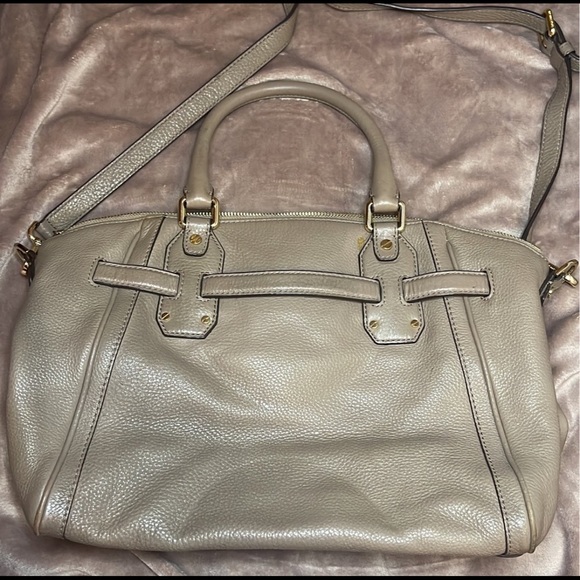 Michael Kors Purse - Picture 4 of 8